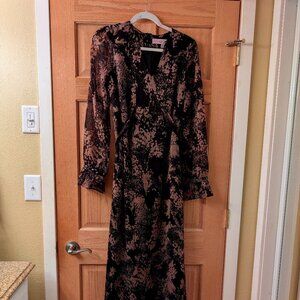 Nicole Richie Collection Crinkle Maxi Dress Size 8 Copper & Black